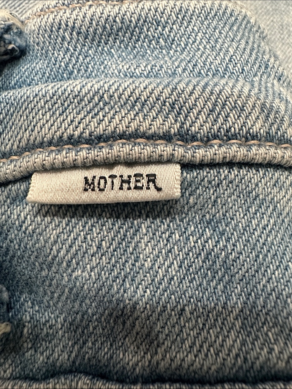 Like New! MOTHER Hustle Patch Pocket Ankle in tune in tune out wash - Picture 4 of 8